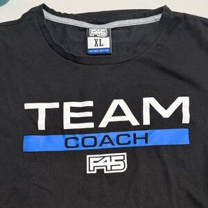 F45 Team Coach Men's Shirt
XL